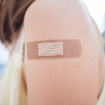 HOW TO PROTECT YOURSELF FROM A SHOULDER INJURY WHEN GETTING A FLU SHOT OR OTHER VACCINATION