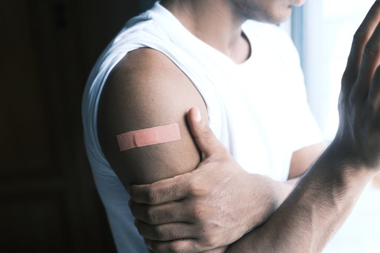 WHAT TYPES OF SHOULDER INJURIES CAN BE CAUSED BY A FLU SHOT, TETANUS SHOT, OR OTHER VACCINATION?